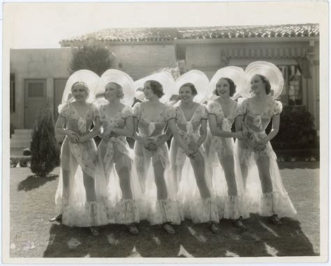 Gold Diggers of 1933! Glamourous Showgirls and a Sparkling Depression-Era Escape